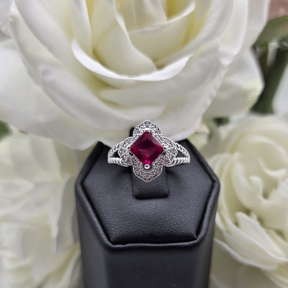 🥰 JULY LOVE RING - Picture 5 of 5